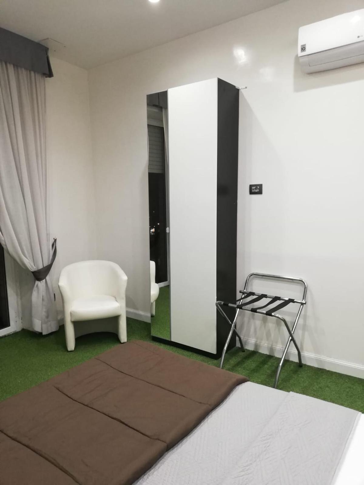 President Plaza Vip Suite Spa By Babylon Stay Napoli Eksteriør billede