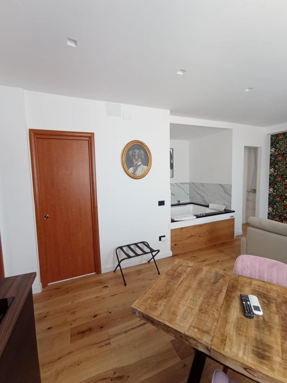 President Plaza Vip Suite Spa By Babylon Stay Napoli Eksteriør billede